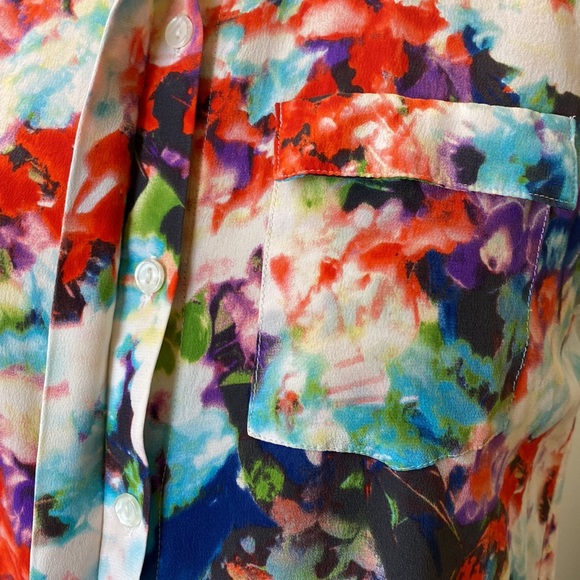 Parker Silk Watercolor Floral sleeveless Blouse. One of a kind - Picture 4 of 13
